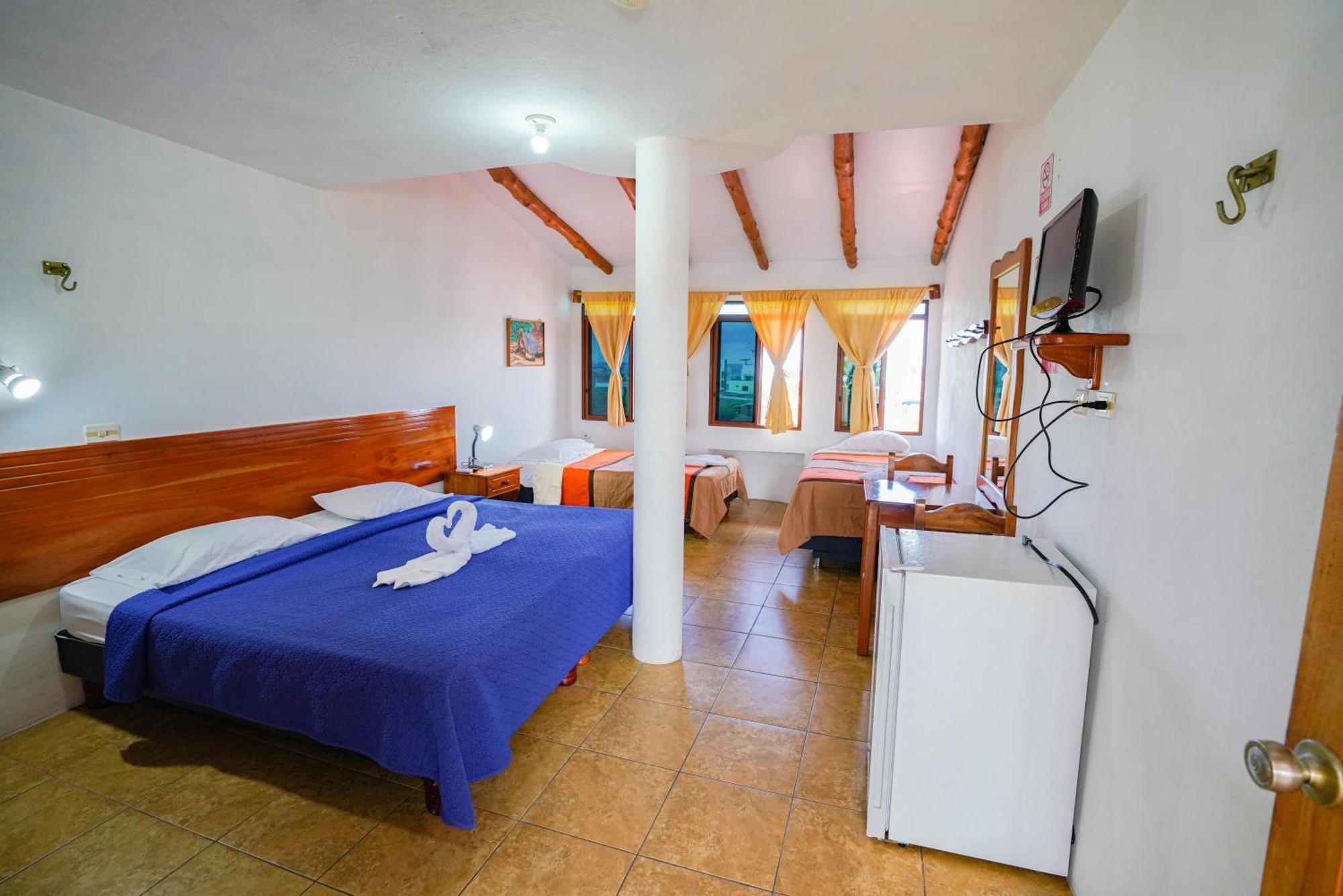 Galapagos Verde Azul Puerto Ayora  Εξωτερικό φωτογραφία