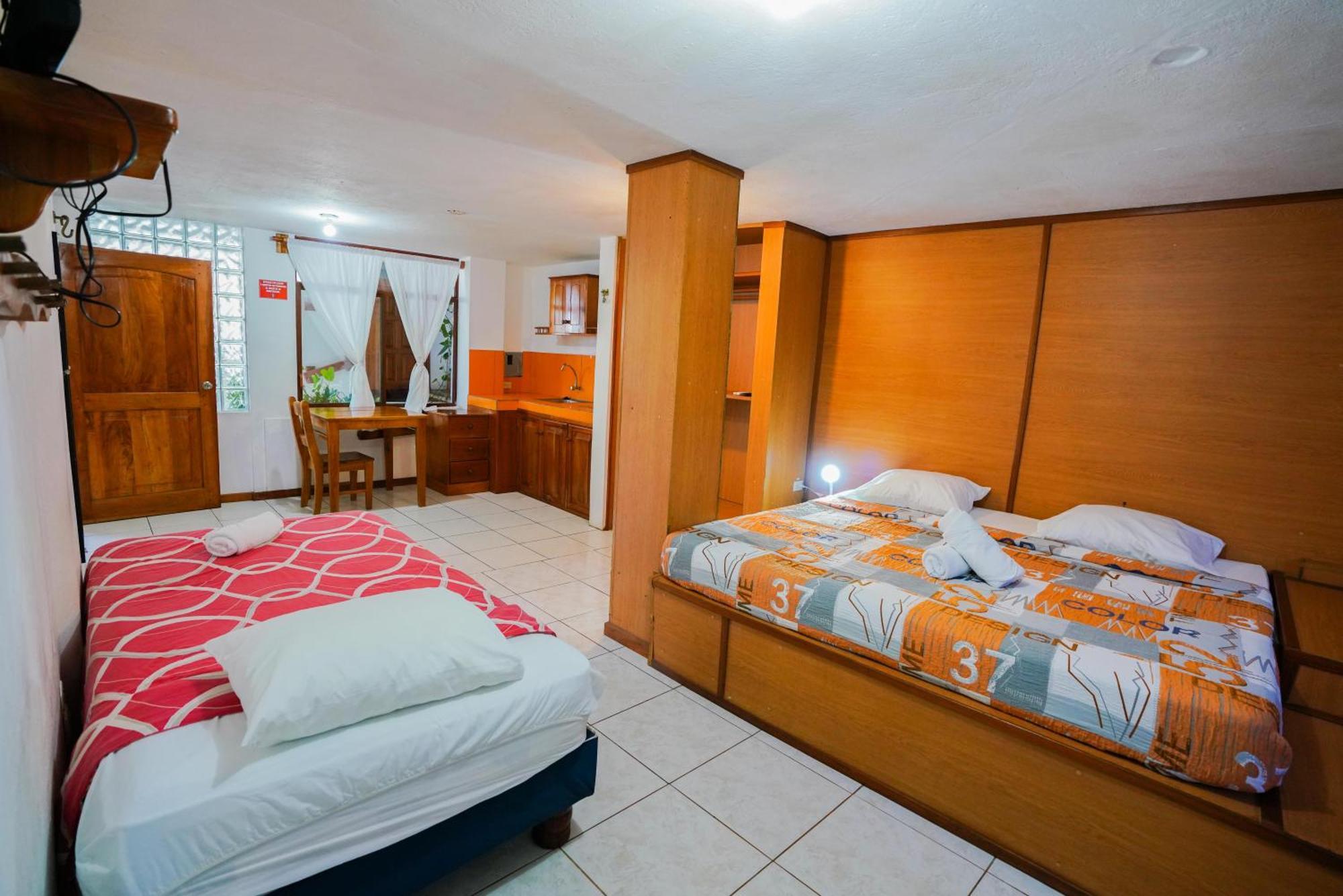 Galapagos Verde Azul Puerto Ayora  Εξωτερικό φωτογραφία