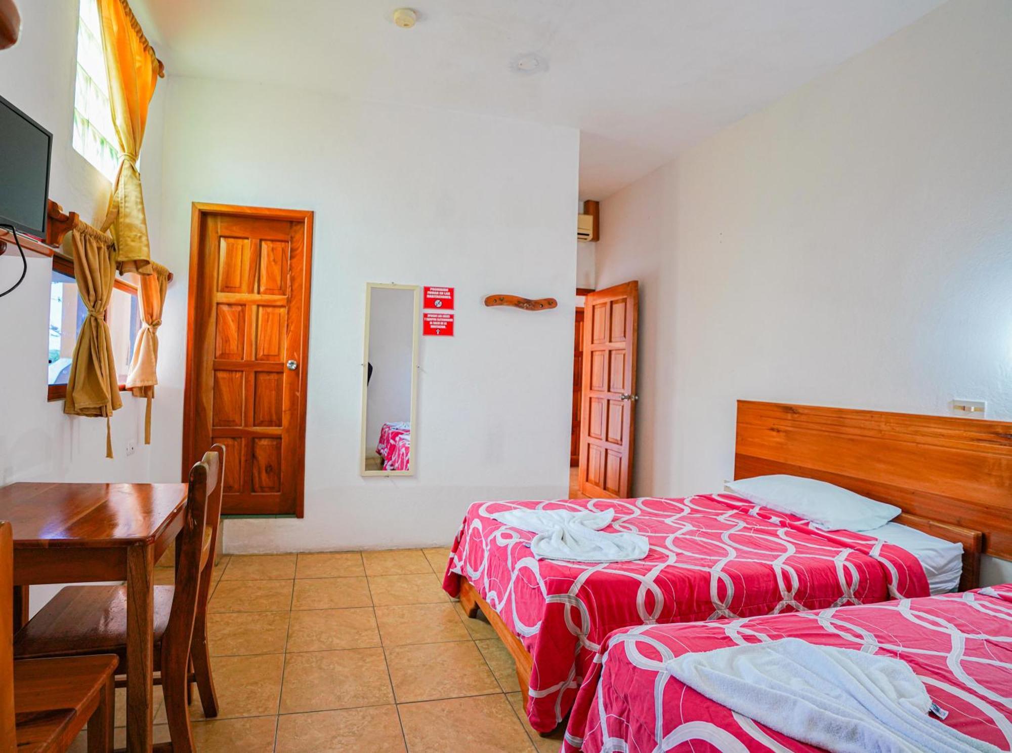 Galapagos Verde Azul Puerto Ayora  Εξωτερικό φωτογραφία
