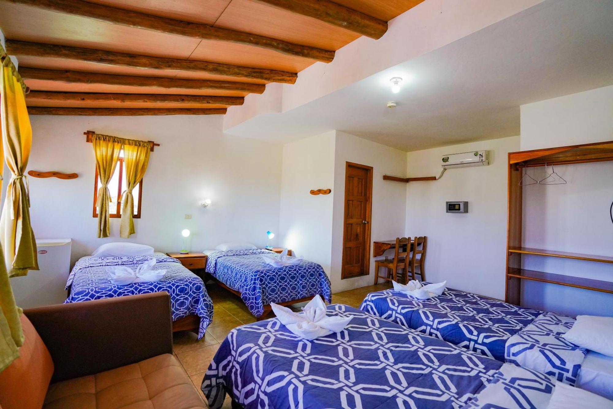 Galapagos Verde Azul Puerto Ayora  Εξωτερικό φωτογραφία